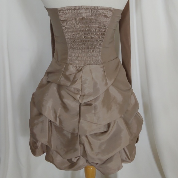 Romeo & Juliet Couture party dress - Picture 3 of 7